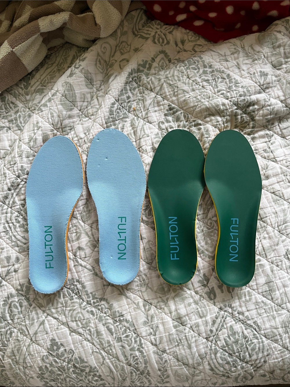 Women's Supportive Insoles - Blue and Green
